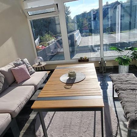 Komfortabele Ferienwohnung In Ruhiger Lage 萨斯尼茨 外观 照片