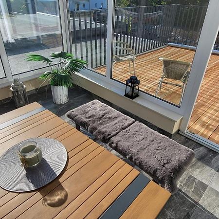 Komfortabele Ferienwohnung In Ruhiger Lage 萨斯尼茨 外观 照片